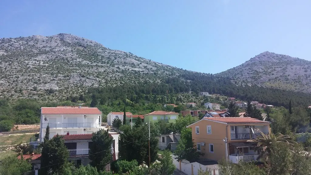 Apartment Busljeta Starigrad Paklenica Chorwacja
