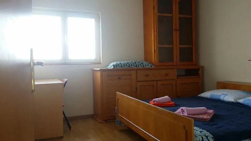 Apartment Busljeta Starigrad Paklenica
