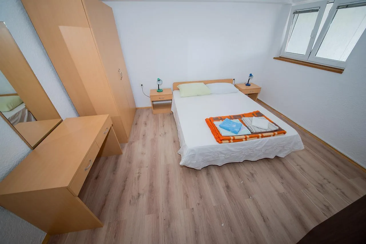 Apartment Busljeta Starigrad Paklenica Chorwacja