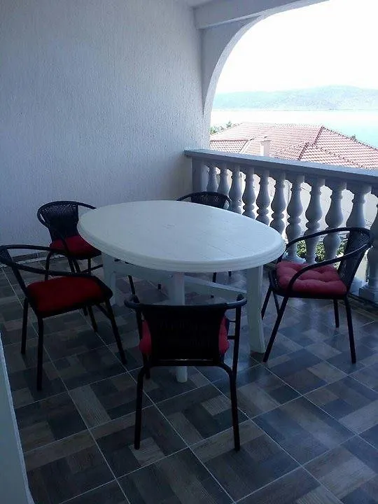Apartment Busljeta Starigrad Paklenica